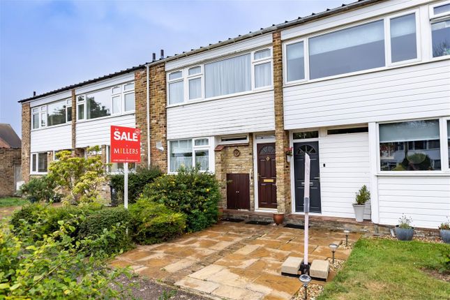 17 Highfield Green  (22).Jpg