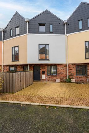 Town house for sale in Edward Street, Norwich