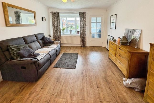 38, Primrose Close, Cramlington photo 4