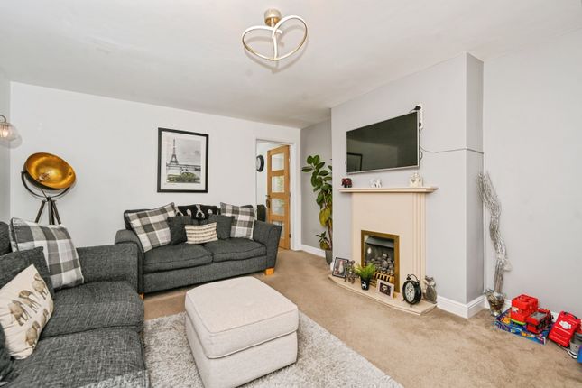 11, Hillside Grove, Warrington photo 4