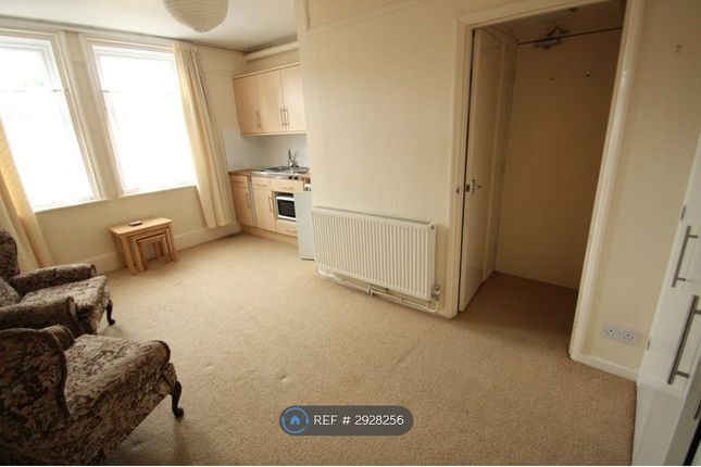 Flat, Tonbridge Road, Maidstone photo 2