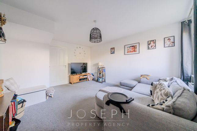 115 Stowmarket Road, Ipswich photo 3