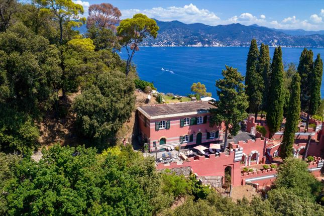 Villa for sale in Paraggi, Genova, Liguria, Italy