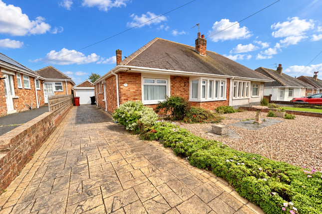 2-bed house on 42, Woodridge Avenue, Norbreck, £190,000