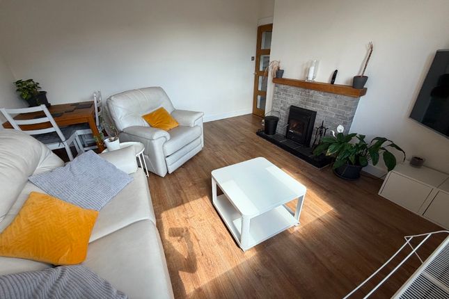 Springfield Place, Roslin, Loanhead, EH25 9LW, Loanhead photo 3