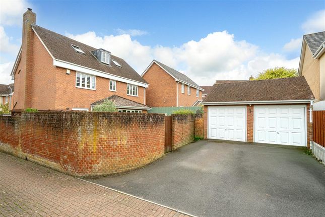 11, Berkeley Close, Leighton Buzzard photo 4