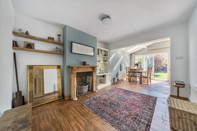 15, Claremont Crescent, Croxley Green photo 3