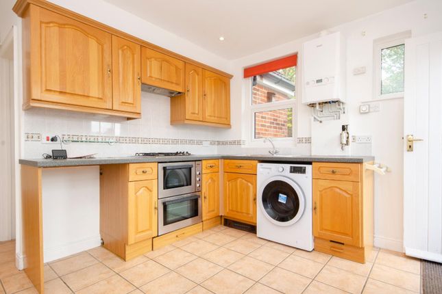 Holly Cottage, Brookwood Avenue, Eastleigh photo 4