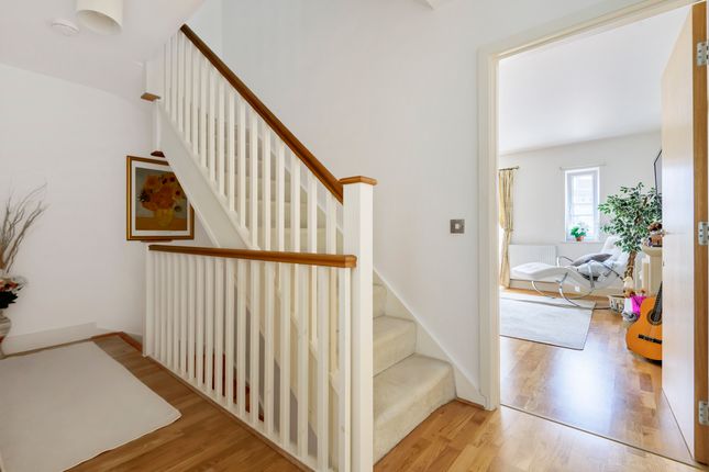 Town house for sale in Snowberry Close, High Barnet, Barnet