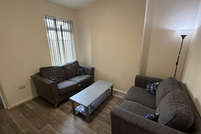 For sale, 26, Walgrave Street, Hull photo 3