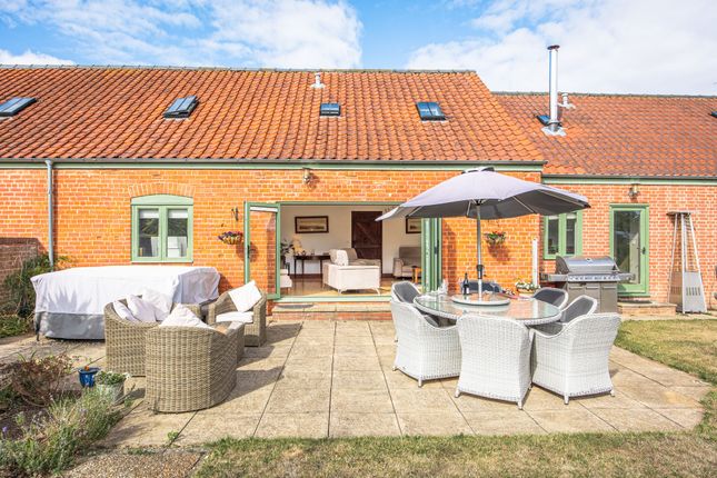 3 Hobland Barns Hobland Road, Great Yarmouth photo 4