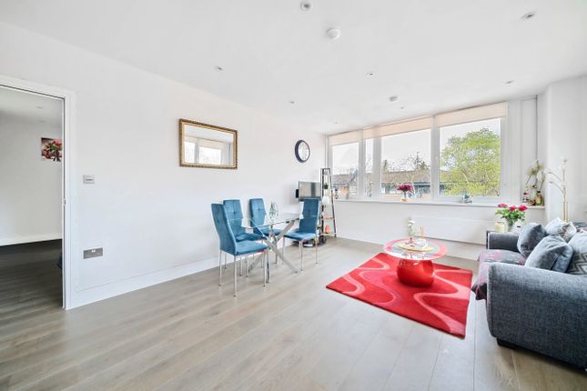 Flat for sale in Catteshall Lane, Godalming, Surrey