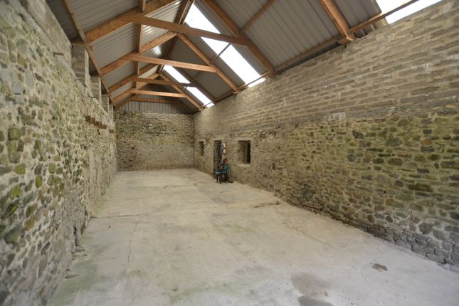 BARN AT GELLI GOEDIOG, Llandeilo photo 3