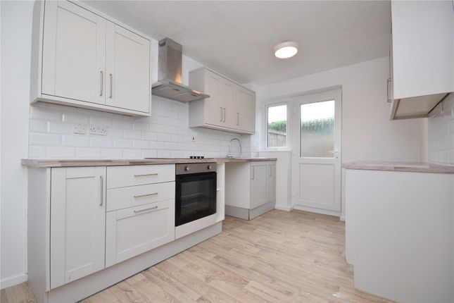 58, Kingsley Drive, Bradford photo 2