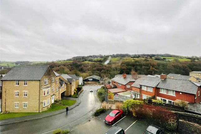 Flat for sale in Silk Mill Chase, Sowerby Bridge, West Yorkshire