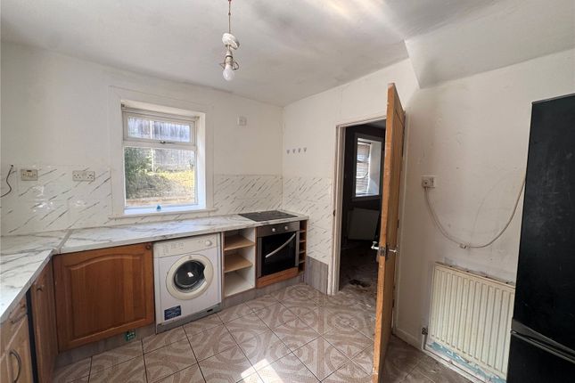37, Butterbowl Drive, West Yorkshire photo 2