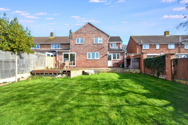18, The Close, Pershore photo 2