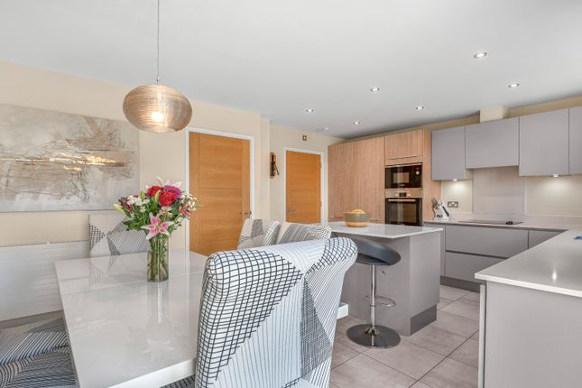 12 Wistanes Green, Wessington, Derbyshire photo 2