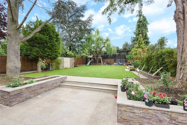 68, Bathgate Road, London photo 4