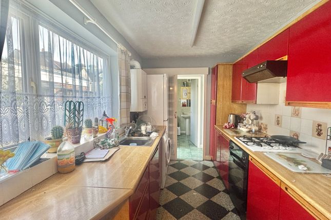 13, Stanley Road, Kent photo 4