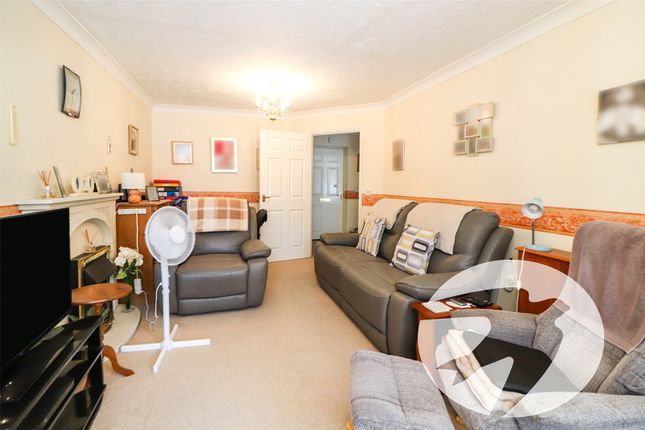 Flat 52, Watersedge Court, 1, Wharfside Close, Erith photo 4