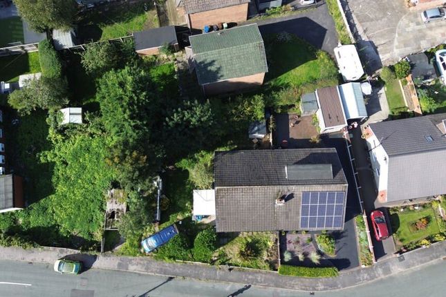 3 Bedroom Semi-Detached in WA3 2AX