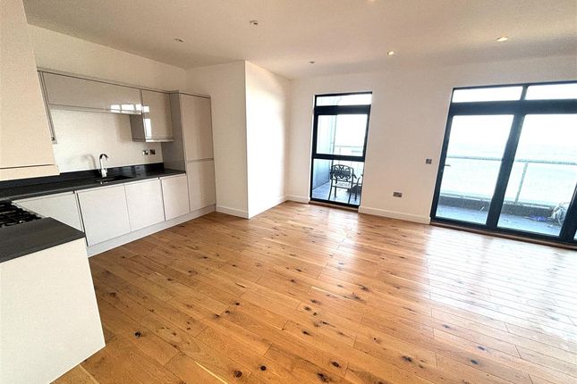 The Penthouse Apartment, Canterbury photo 2