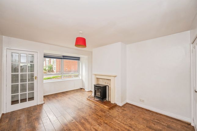 3, Holly Bank, Lichfield Road, Rugeley photo 4