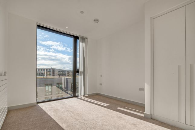 Flat for sale in Echo Court, 21 Admiralty Avenue, London