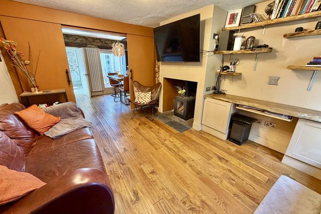 59, North Street, Martock photo 4