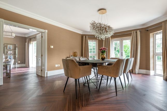 3, Percival Close, Oxshott photo 4