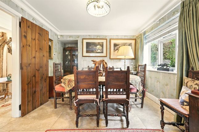 Willow Cottage,, Wood Lane, Ongar photo 4