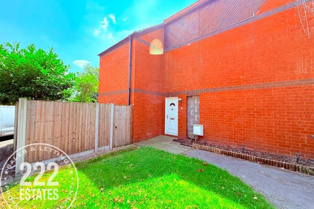 3-bed semi-detached on 1, Whitworth Close, Warrington, £1,100/mo