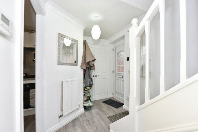14, Deepwell Court, Sheffield photo 4