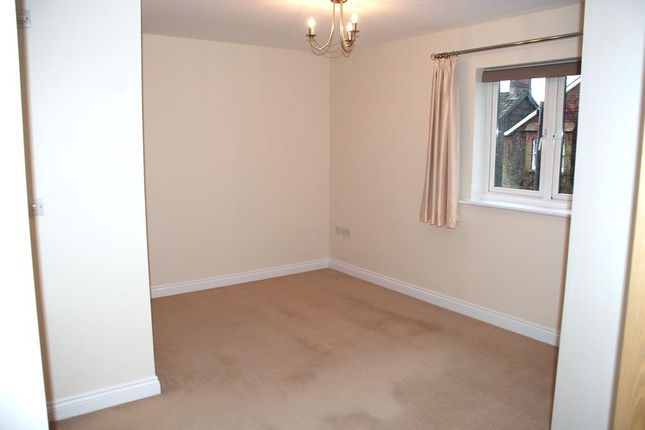 36, Princess Court, Haywards Heath photo 5