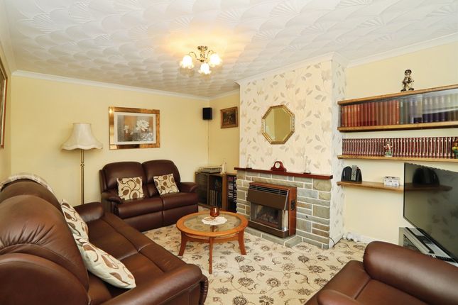 59, Whiterock Avenue, Pontypridd photo 3
