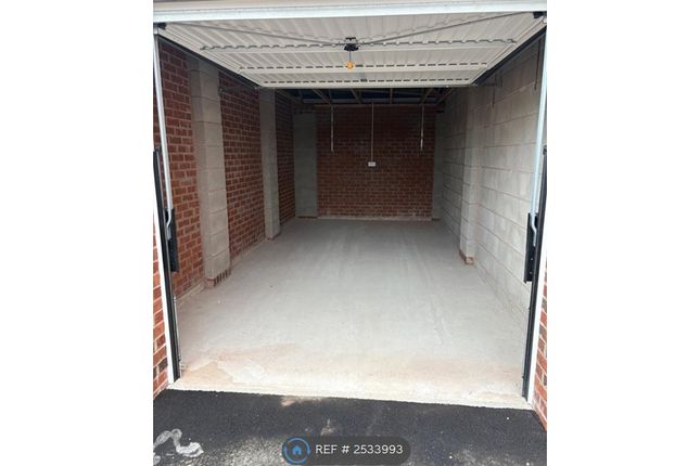 Single Garage