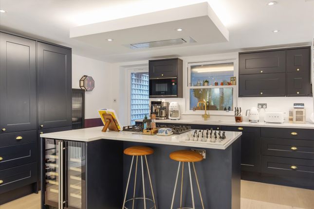 1, Breer Street, London photo 3