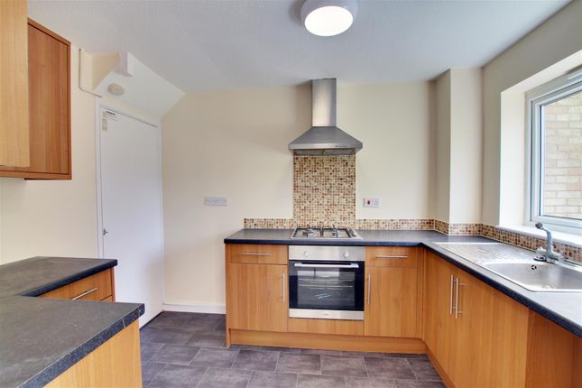 30, Swan Close, St. Ives photo 4