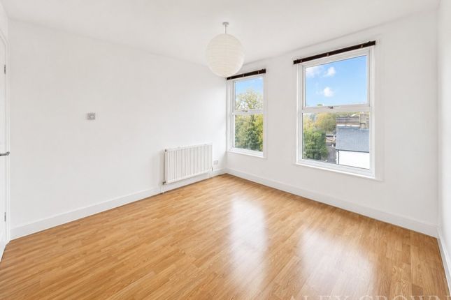 Flat C, 42, Palmerston Road, London photo 4