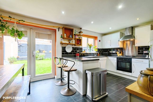 Kilmarnock Grove, Heywood photo 2