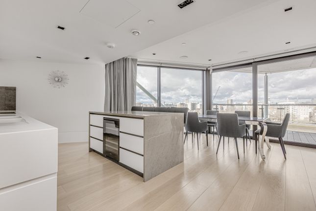 Thumbnail Flat to rent in Riverlight Quay, New Covent Garden