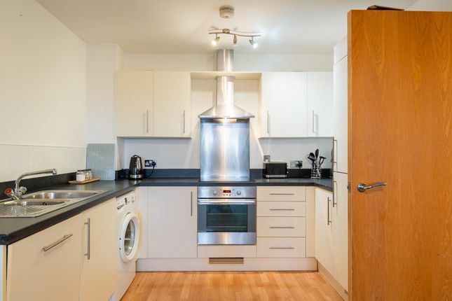 Overstone Court, Cardiff photo 4