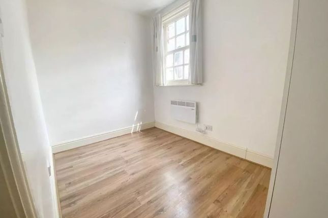 Flat 4, 8, Avenham Lane, Preston photo 5