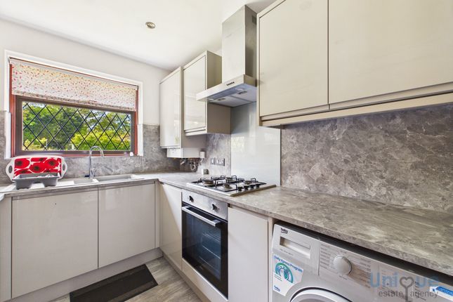 42, Southlands, Kirkham photo 4