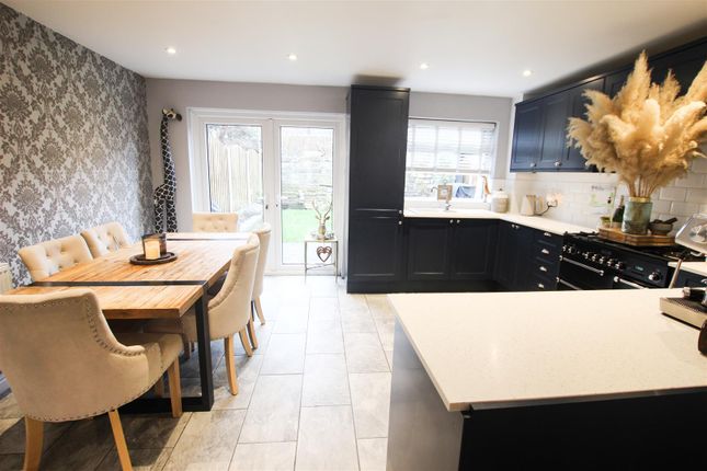 10, Belvoir Avenue, Doncaster photo 3