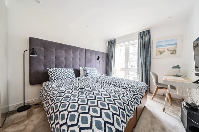 Flat for sale in Tierney Lane, Hammersmith