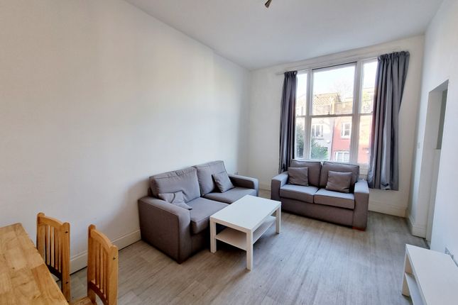 Flat to rent in Marlborough Road, Archway