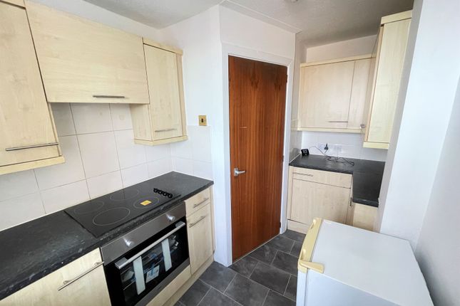 1L, 13C, Forest Park Road, Dundee photo 5