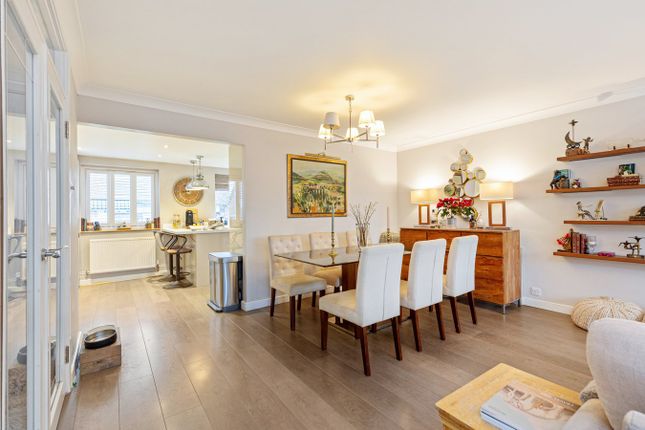 18, Garden Court, Stanmore photo 4